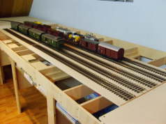 2m Schiebeb�hne als Schattenbahnhof